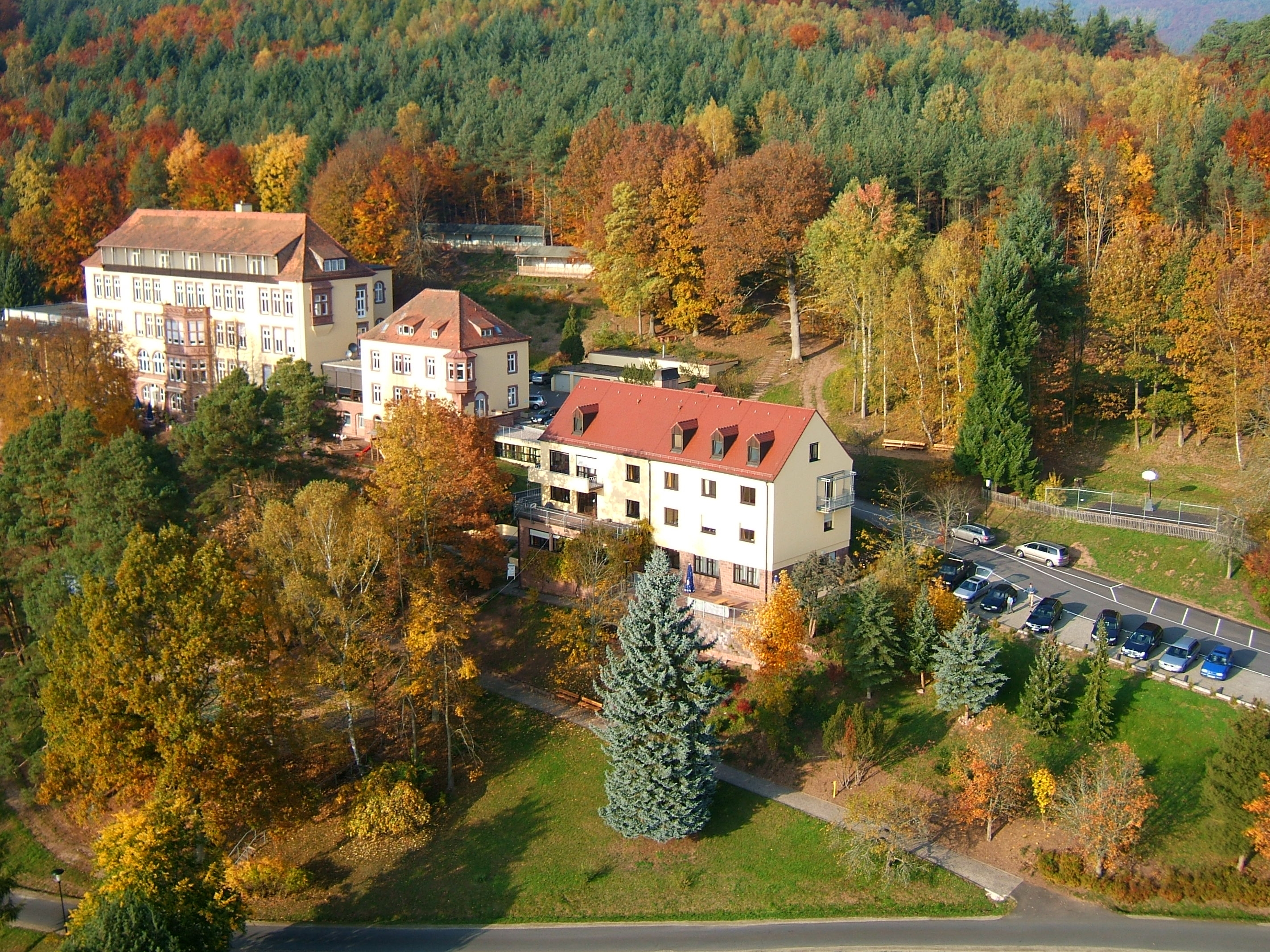 Luftbild von Lohr am Main und der Mainschleife